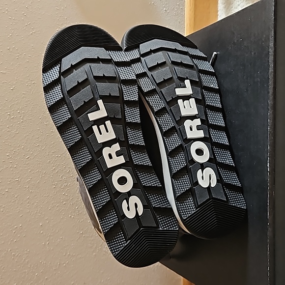 Whitney II Short Lace Waterproof  Cold Weather Boots. Size 9 - Picture 5 of 8